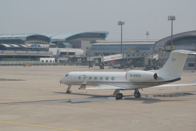 Gulfstream Aerospace Gulfstream V (B-8303) - Private Gulfstream G550 cn5437