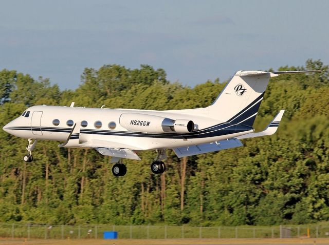 Cessna 402 (N826GW)