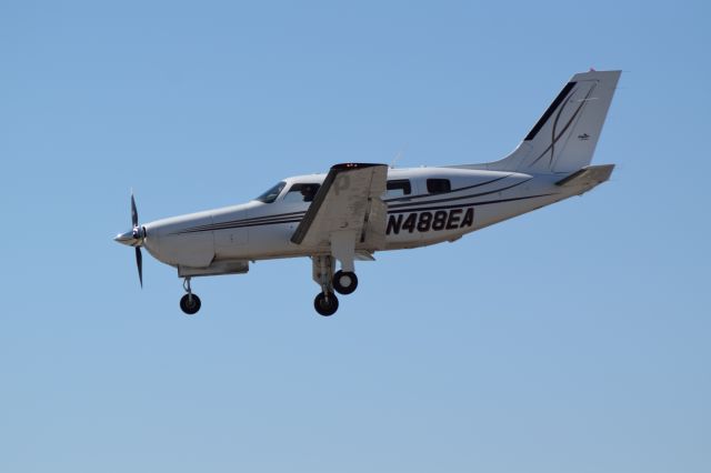 Piper Malibu Mirage (N488EA) - Piper Landing in Burbank