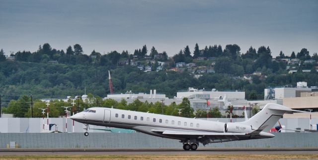 BOMBARDIER BD-700 Global 7500 (OE-LDP) - Landing on 14R at Boeing Field, Seattle, Washington.