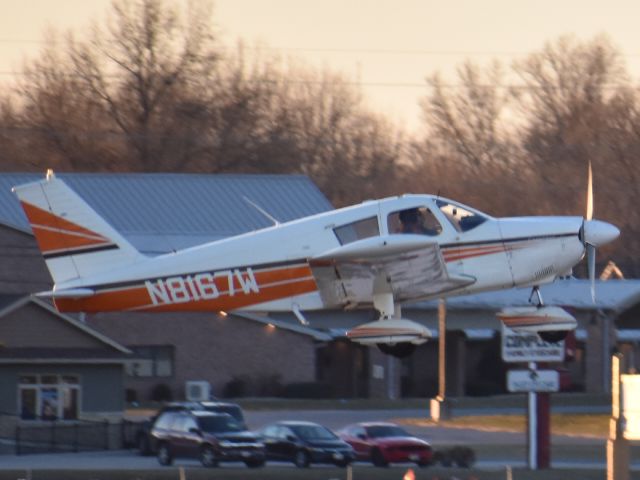 Piper Cherokee (N8167W)