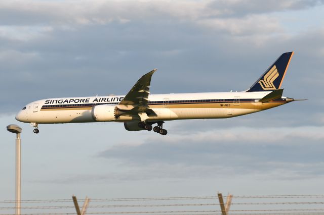 Boeing 787-8 (9V-SCC)