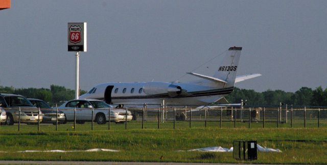 Embraer Phenom 300 (N613QS)