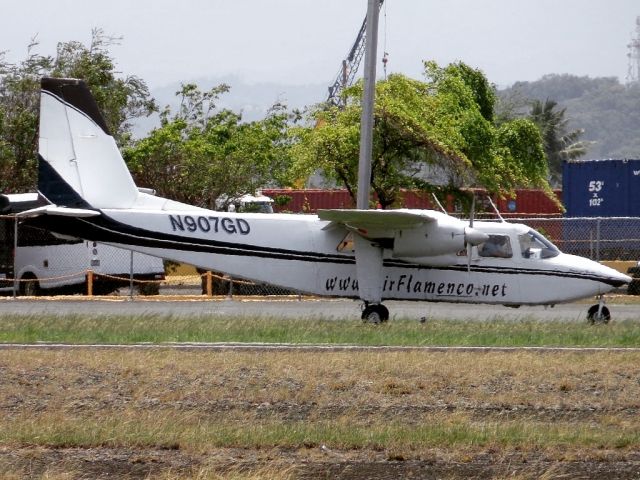 ROMAERO Islander (N907GD)