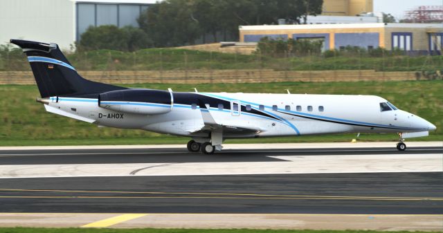 Embraer Legacy 600/650 (D-AHOX) - On dep RW31