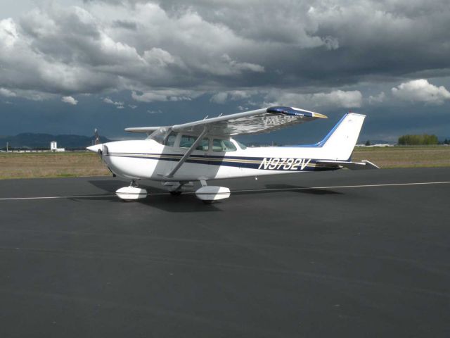 Cessna Skyhawk (N9732V)