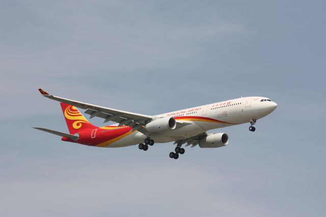Airbus A330-300 (B-LNO)