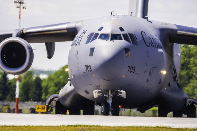 Boeing Globemaster III — - Globemaster pre-takeoff at CFB Trenton Airshow JUne 2016