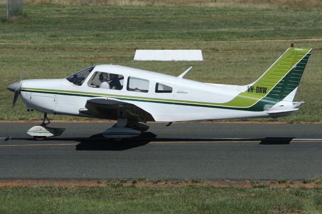 Piper Cherokee (VH-BNW)