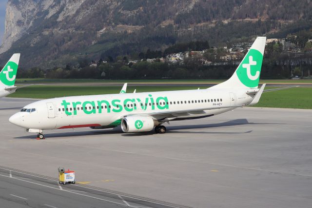 Boeing 737-800 (PH-HZV)