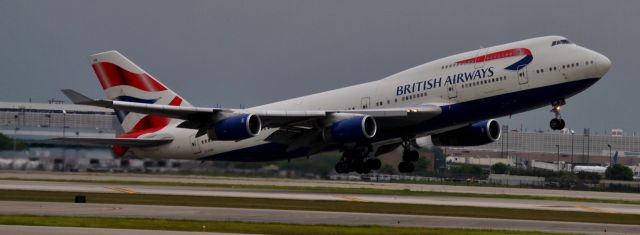 Boeing 747-400 (G-CIVR)