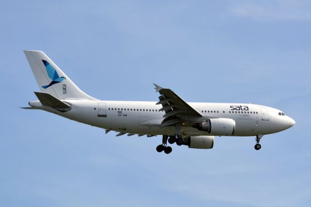 Airbus A310 (CS-TKW)