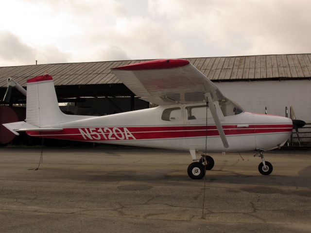 Piper PA-44 Seminole (N5120A)