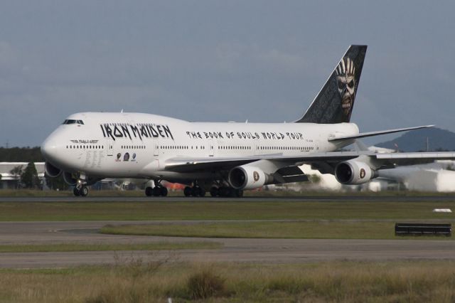 Boeing 747-400 (TF-AAK) - Iron Maiden landing in Brisbane