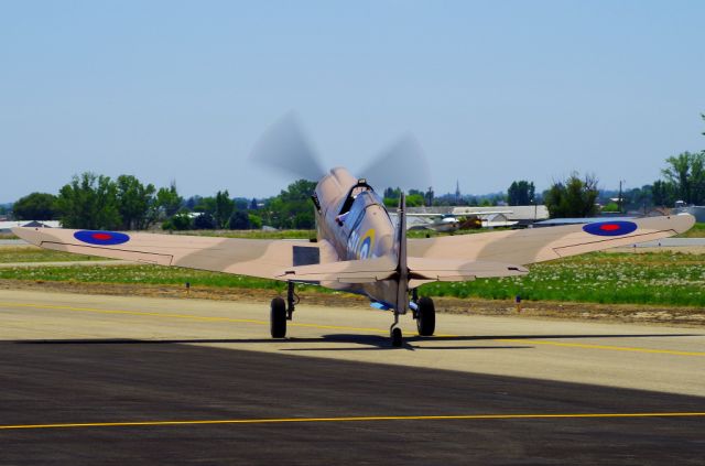 CURTISS Warhawk (AMU94466) - P-40 Sneak Attack taxing back after flying formation with P-40 Parrot Head and P-47 Spirit of Atlantic City NJ last July.