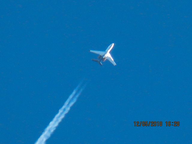 Embraer Phenom 300 (N917LJ)