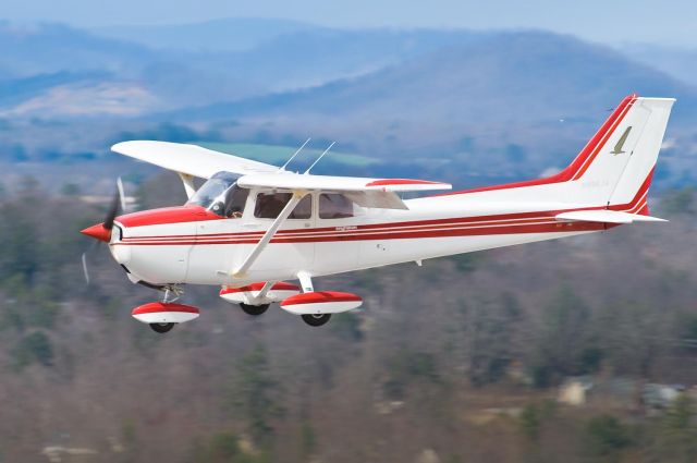 Cessna Skyhawk (N996JW) - 14.Mar.10