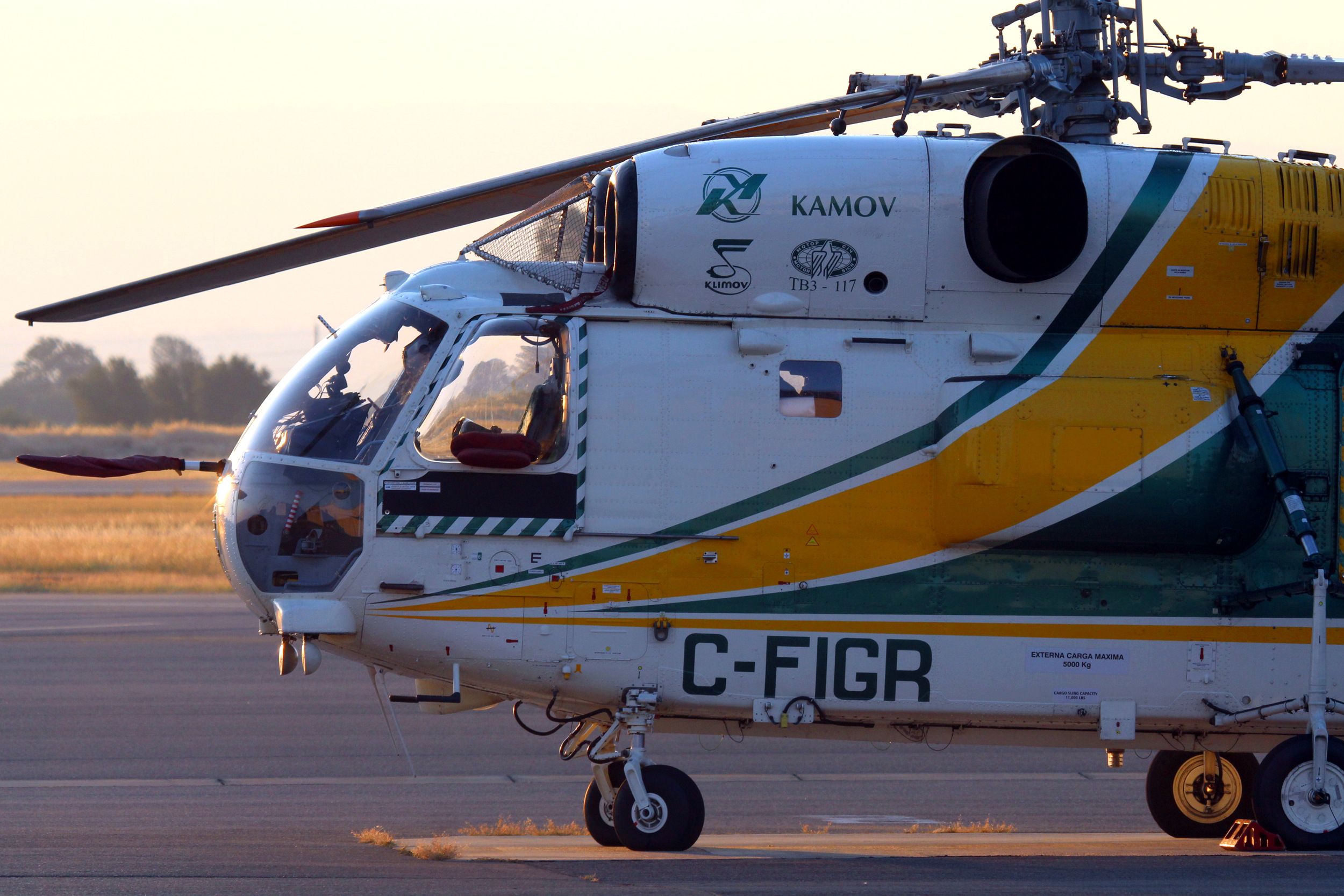 KAMOV Ka-32 (C-FIGR) - KRDD - 8/16/2016 - KA-32 at Redding & overnighted. I had only seen this -32 around the 1st of June 2016 - now this is the 2nd visit I have seen.!