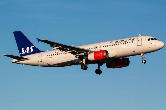 Airbus A320 (OY-KAP)