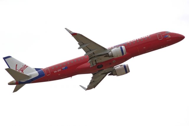 Embraer ERJ-190 (VH-ZPF) - Getting airborne off runway 23 . Friday 1st February 2013.