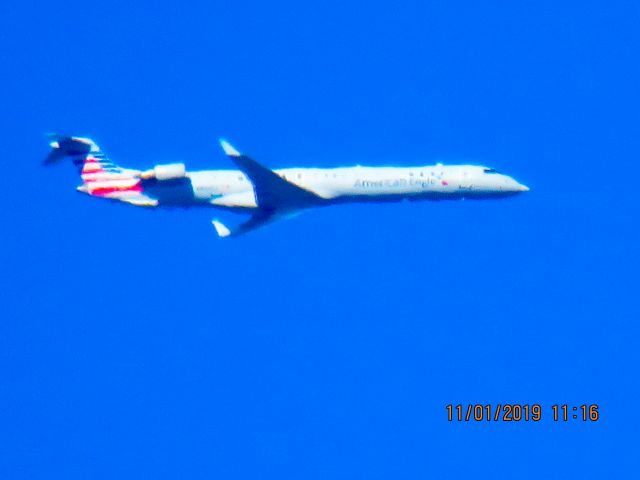 Canadair Regional Jet CRJ-900 (N904FJ)