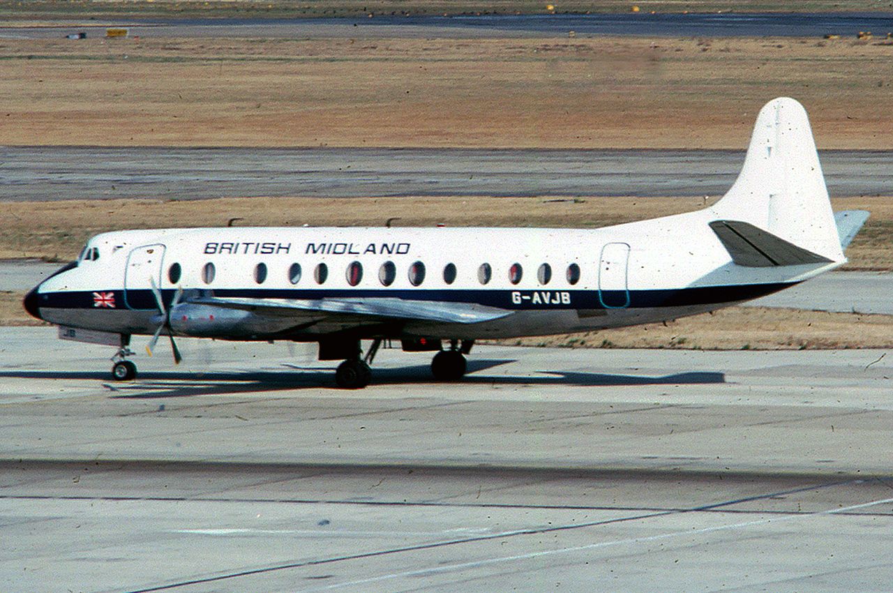 G-AVJB —