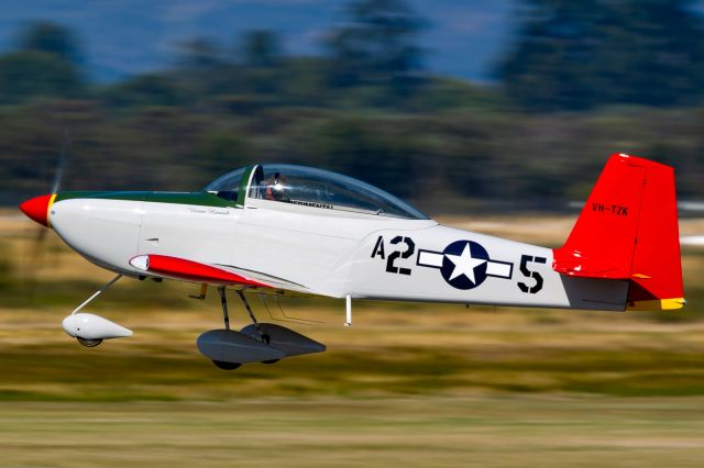Vans RV-8 (VH-TZK)