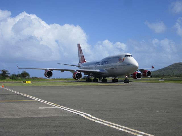 Boeing 747-400 (G-VROS)