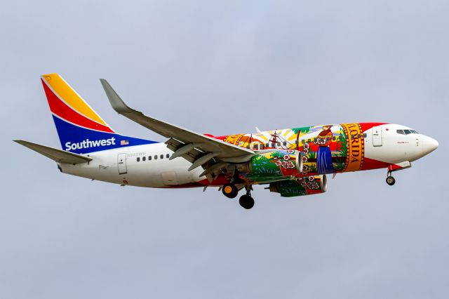 Boeing 737-700 (N945WN)