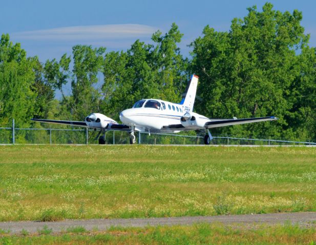 Cessna 421 (C-FBHH)