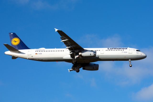 Airbus A321 (D-AIDB)