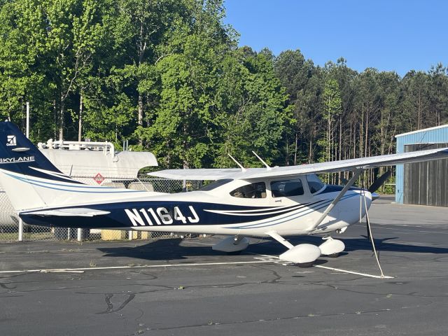 Cessna Skylane (N1164J)