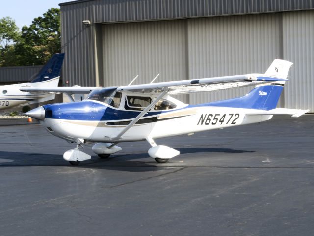 Cessna Skylane (N65472) - 8 October 2015.