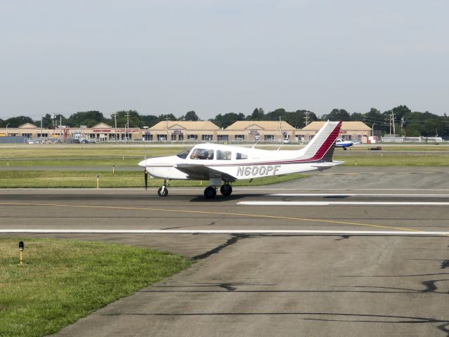 Piper Cherokee Arrow (N600PF) - 1 August 2015