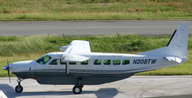 Cessna Caravan (N208TW)