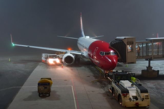 Boeing 737-800 (LN-NGL) - Norwegian Boeing 737-8JP(WL) LN-NGL in Oslo Gardermoen 