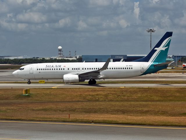Boeing 737-800 (9V-MGD)