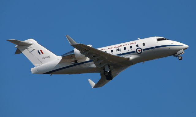 Canadair Challenger (A37003) - Departing 34R