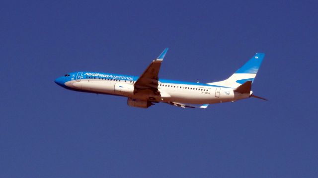 Boeing 737-800 (LV-GGK)