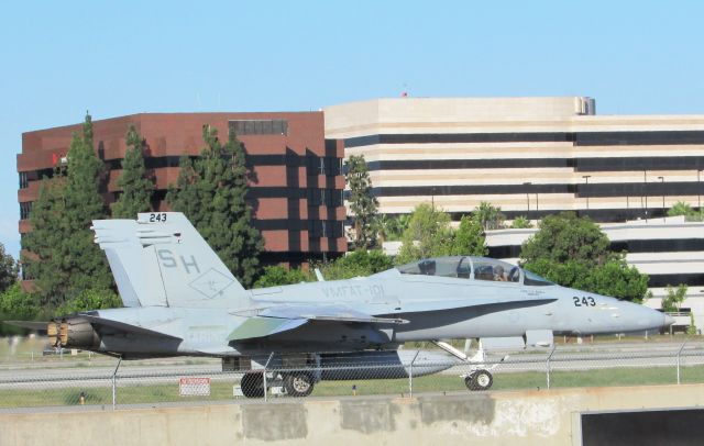 McDonnell Douglas FA-18 Hornet — - F-18 from Marine Fighter Attack Training Squadron 101 based at Miramar, CA, taxiing to RWY 30.