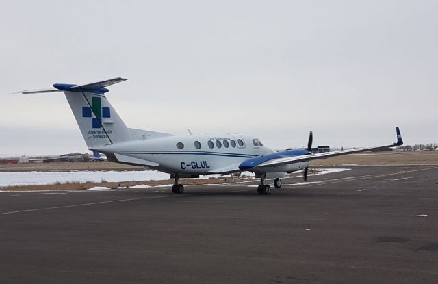 Beechcraft Super King Air 200 (C-GLUL)