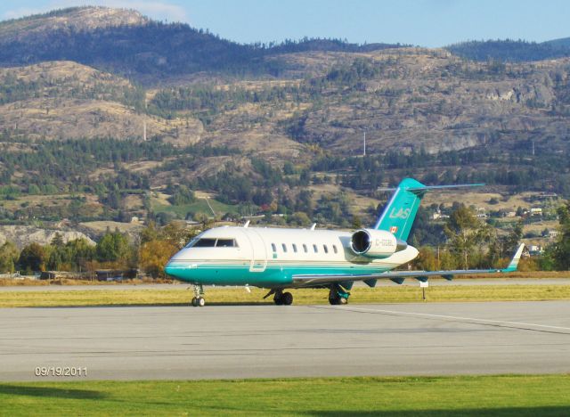 Canadair Challenger (C-GGBL) - Penticton Regional Airport YYF  Sept 2011 Challenger CL605