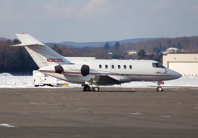 Hawker 800 (N323SL) - Parked on the ramp, having arrived from Montana the day before.
