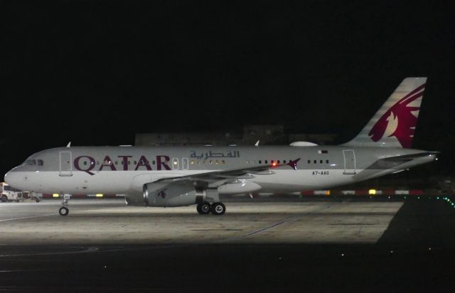 Airbus A320 (A7-AAG) - Seen on Apron 9 taxiing to Stand 15... comin in from HLLM