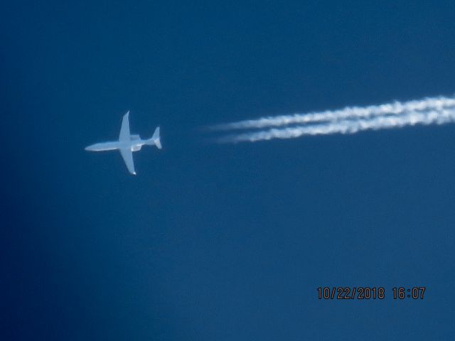 Bombardier Learjet 75 (N75AX)