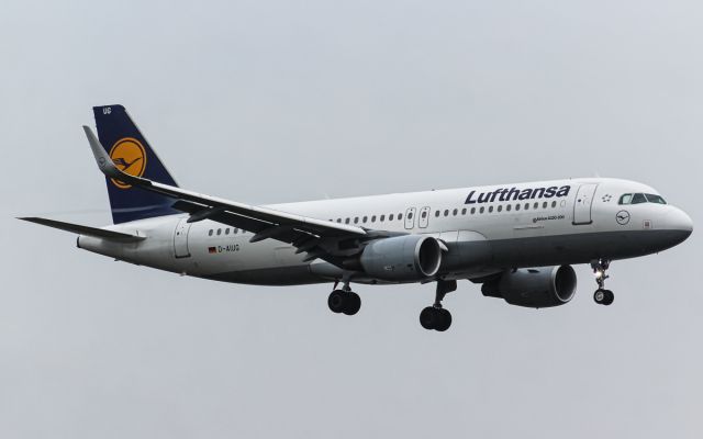 Airbus A320 (D-AIUG)