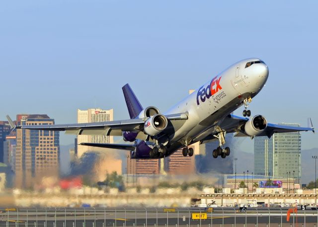 Boeing MD-11 (N578FE)