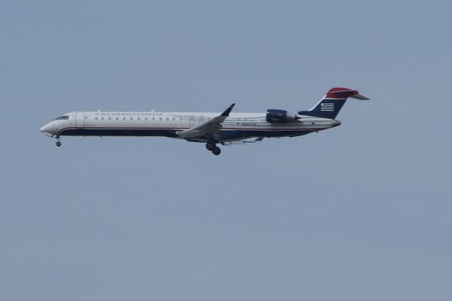 Canadair Regional Jet CRJ-200 (N247LR)