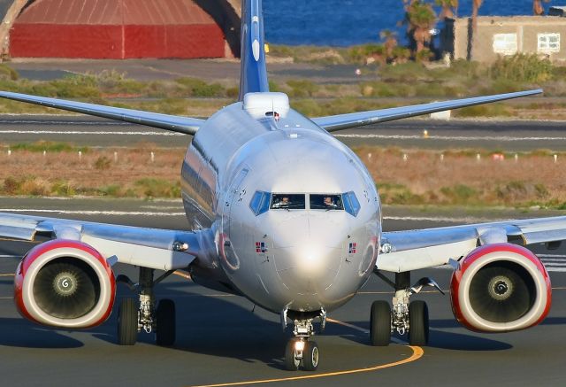 Boeing 737-800 (LN-RRF)