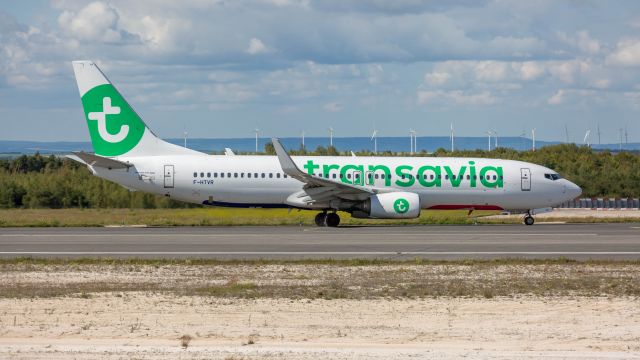 Boeing 737-700 (F-HTVR)